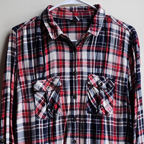 Charlotte Russe Black/Red Plaid Flannel Button Down Shirt Size XL - Picture 6 of 15